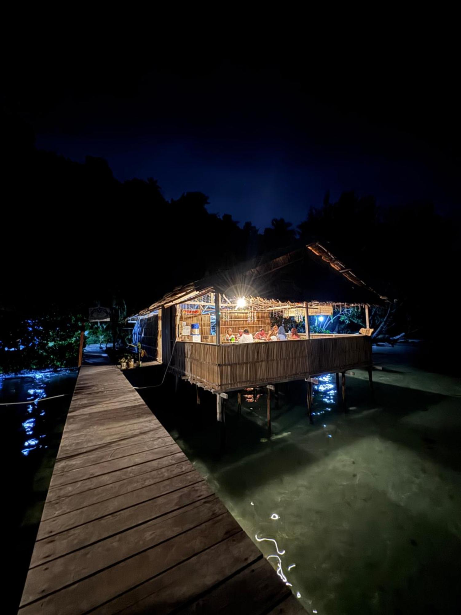 Junior Homestay Kri エクステリア 写真