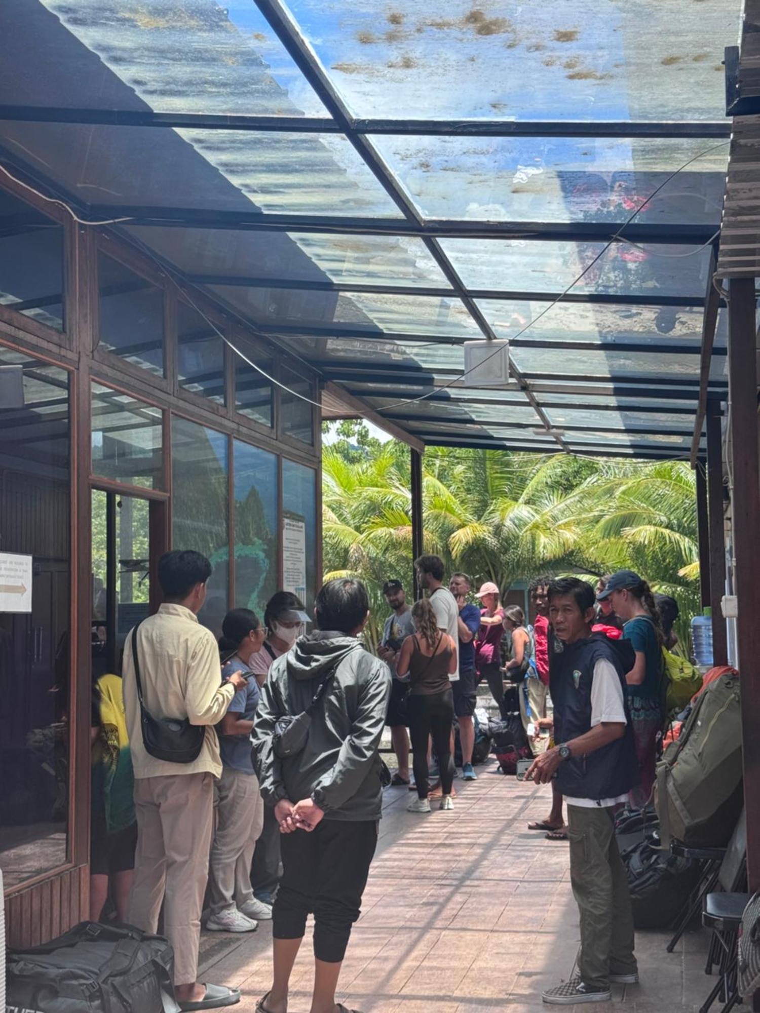 Junior Homestay Kri エクステリア 写真